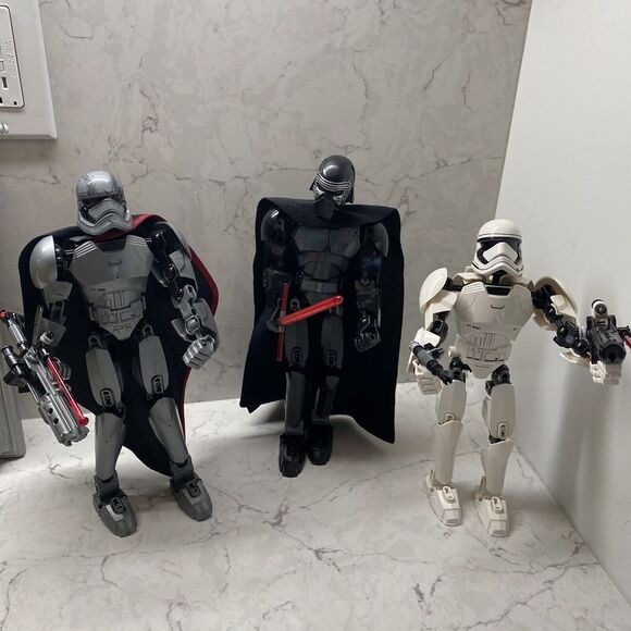 Lego Star Wars Stormtrooper Captain Phasma Kylo Ren Lot of 3 - Picture 1 of 10